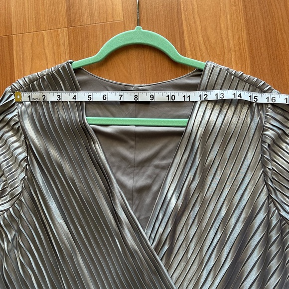 Lane Bryant Silver 3/4-Sleeve Surplice-Neck Pleated Dress Plus Size 22 - Picture 7 of 16